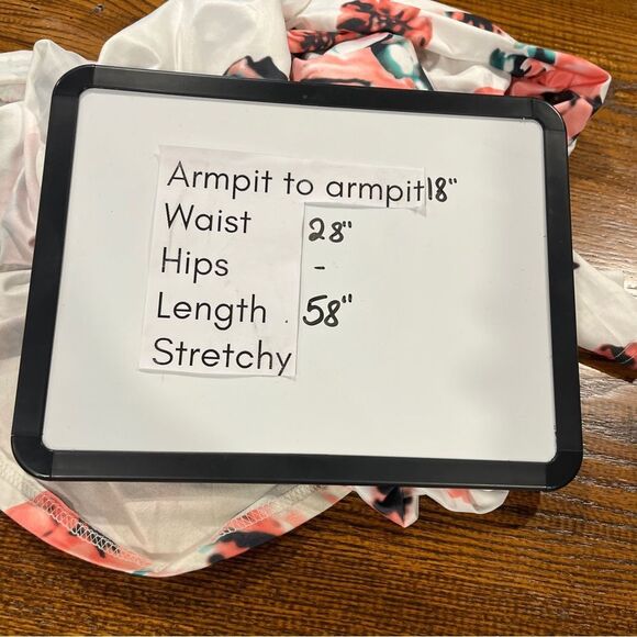 Off brand floral long sleeve maxi dress size medium - Picture 10 of 15